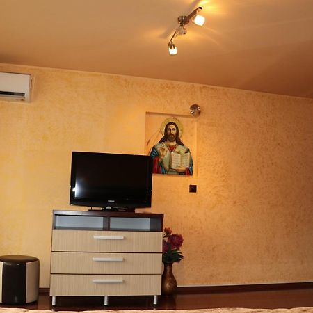ホテル Amelia House Făgăraş エクステリア 写真