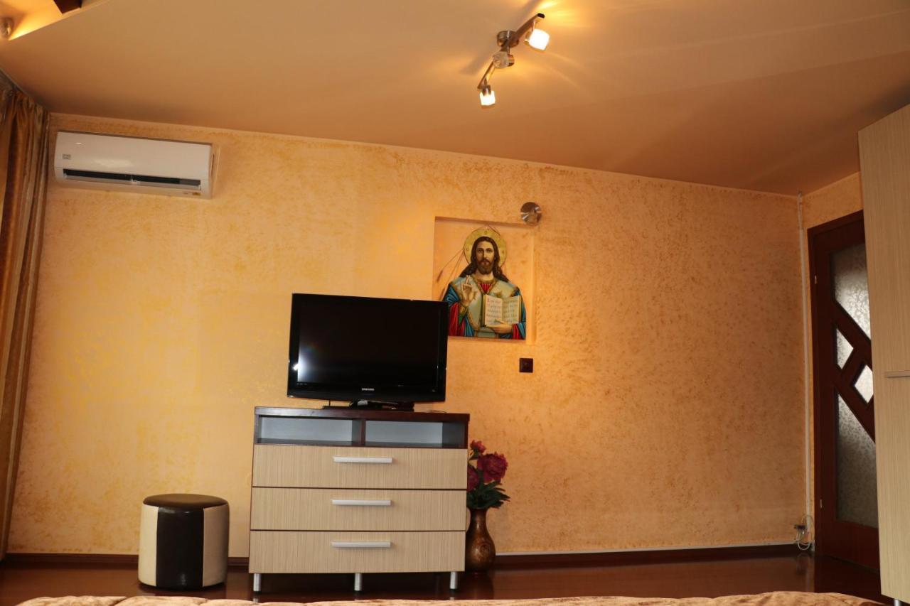 ホテル Amelia House Făgăraş エクステリア 写真